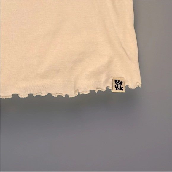 Lucy and Yak Greta White Cropped T-Shirt - Picture 4 of 6